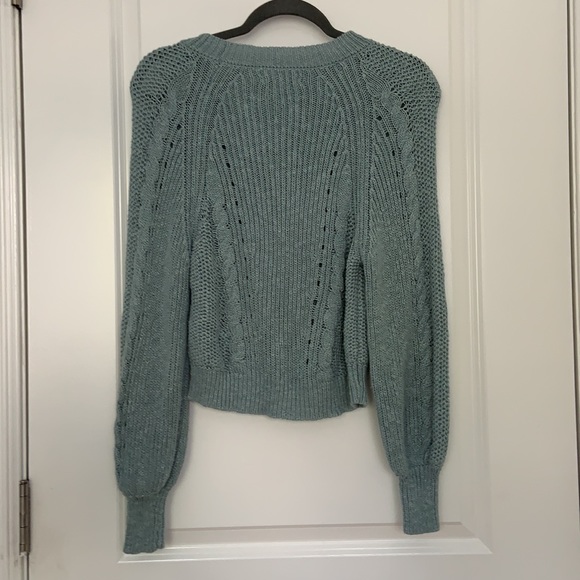 American Eagle Sweater - Picture 3 of 3